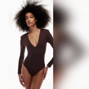 Babaton Dewberry Purple Long Sleeve Fitted Bodysuit With Shoulder Pads